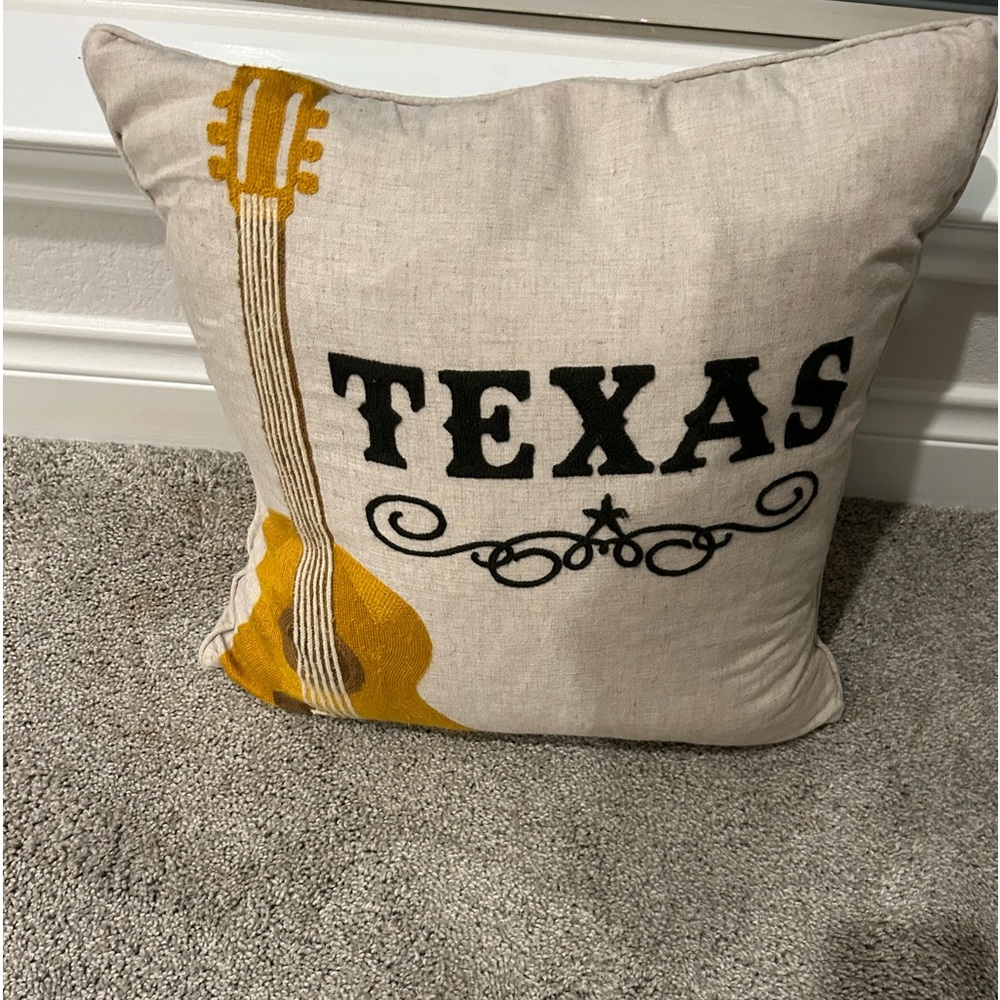 En vogue, Texas guitar pillow, 18 by 18.